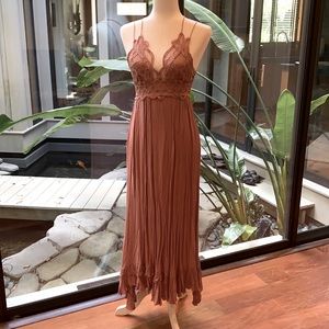 EUC Free People maxi! Size small.